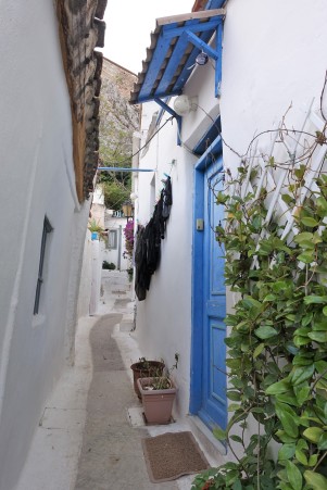 narrow laneway, with washing, Anafiotika, Athens